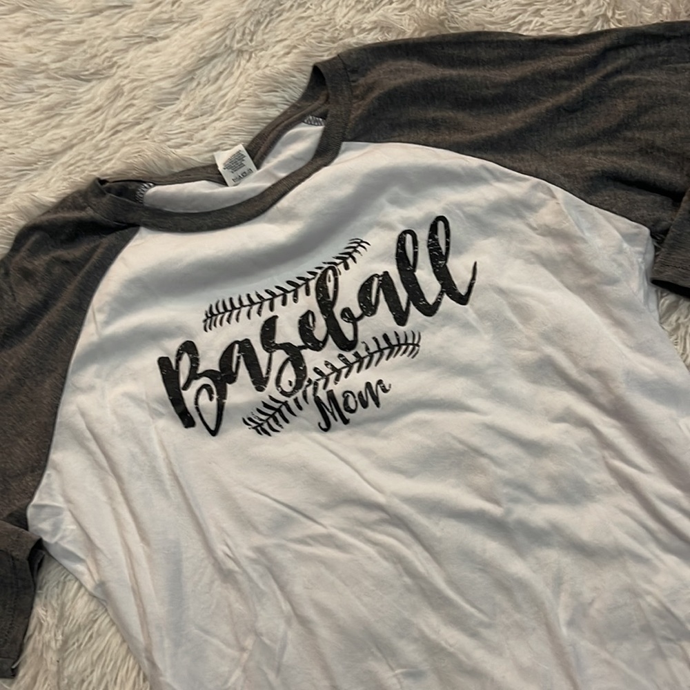 Baseball Mom 3/4 sleeve top M - Picture 3 of 4